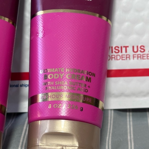 PINK Victoria's Secret Pink Obsessed Body Cream - Picture 3 of 7